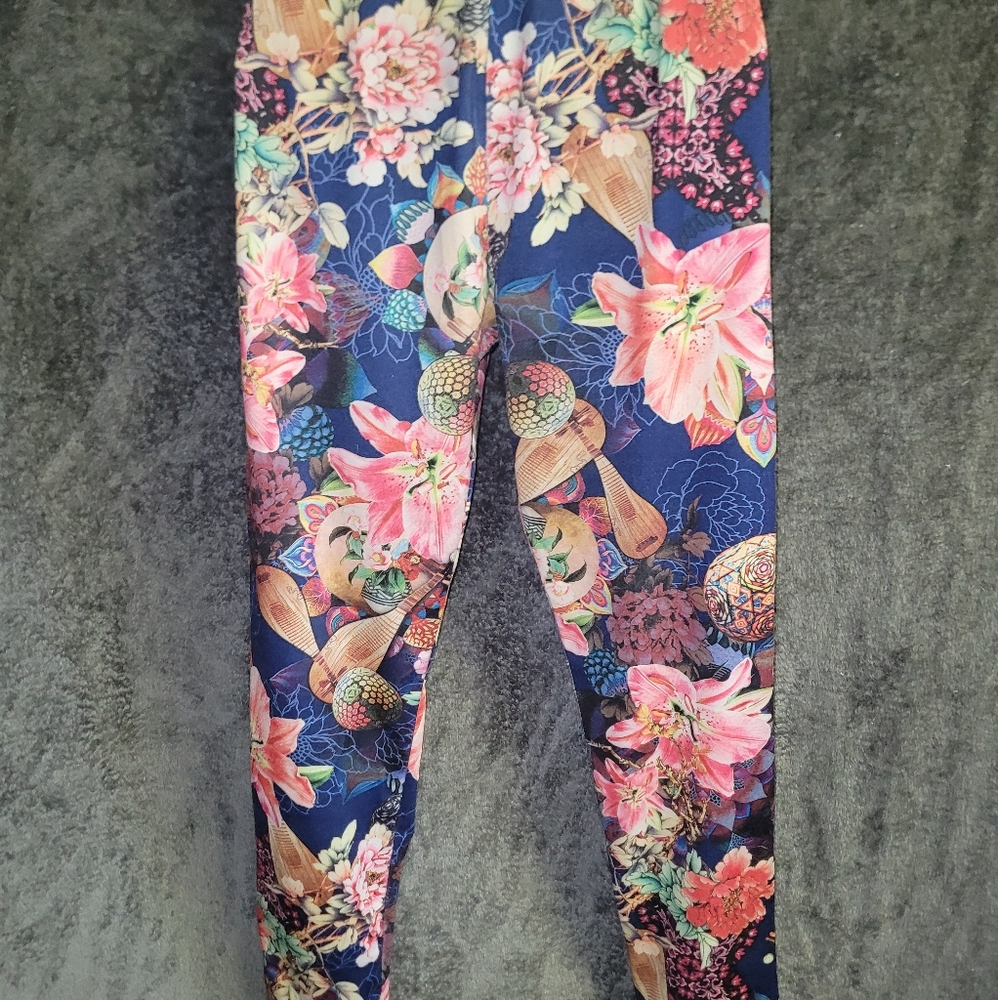 Floral leggings